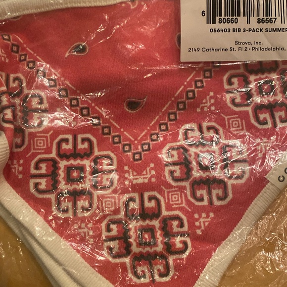 Bibs - Picture 1 of 1